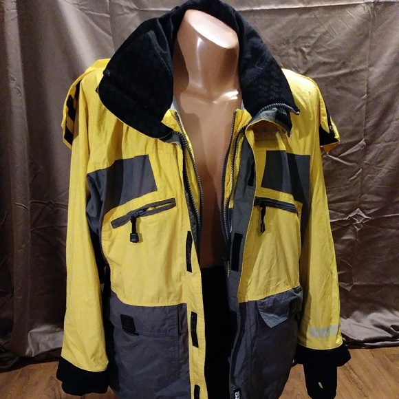 dub snowboard jacket